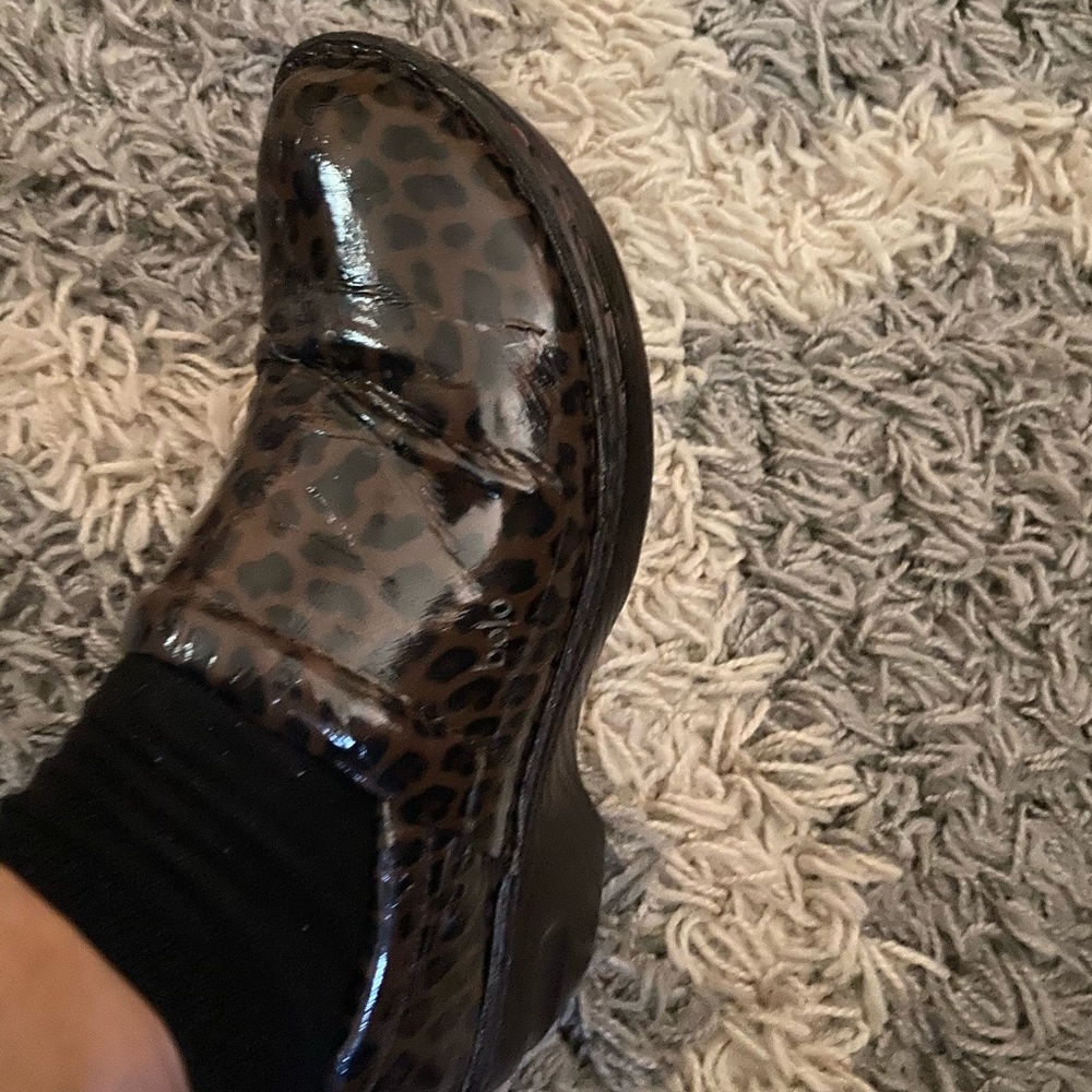 Shoes - Picture 15 of 16